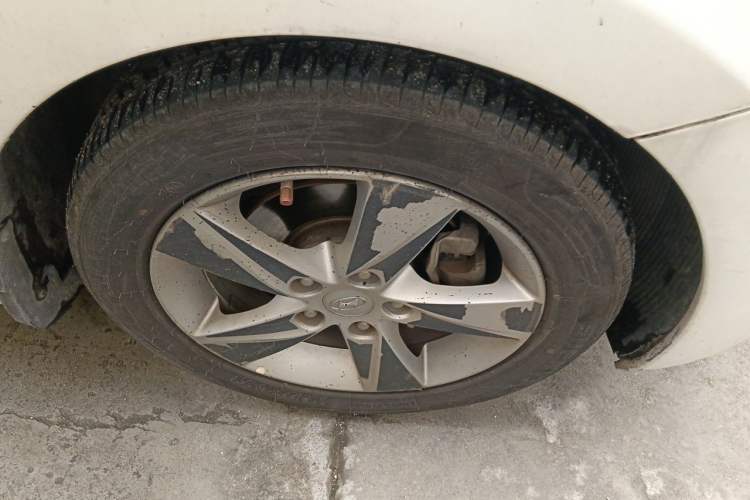 Used Hyundai Elantra (5th Generation / Langdong) 2013 1.6L Automatic Leading Model Right Front Wheel Hub