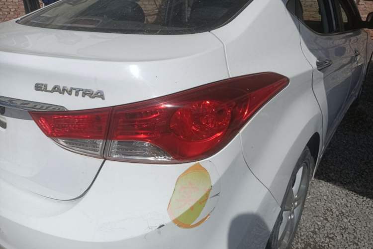 Used Hyundai Elantra (5th Generation / Langdong) 2013 1.6L Automatic Leading Model Right Rear Taillight