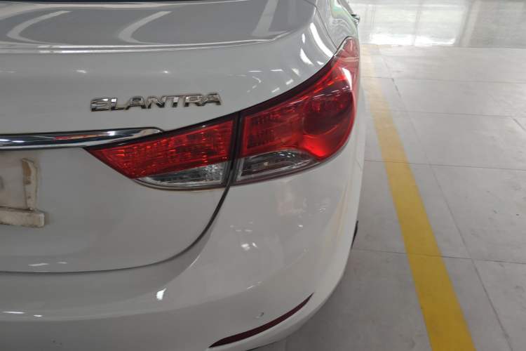 Used Hyundai Elantra (5th Generation / Langdong) 2013 1.6L Automatic Luxury Model Right Rear Taillight
