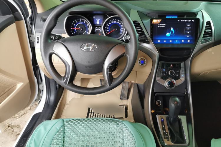 Used Hyundai Elantra (5th Generation / Langdong) 2013 1.6L Automatic Leading Model Steering Wheel