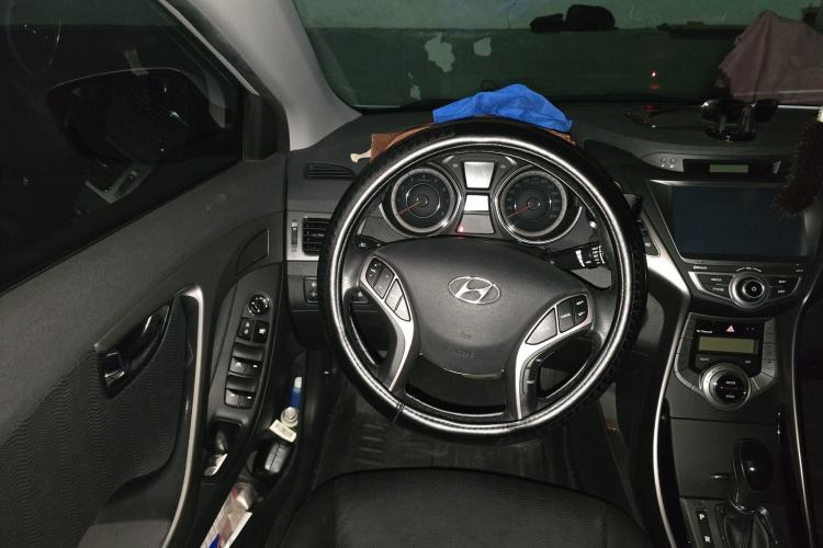Used Hyundai Elantra (5th Generation / Langdong) 2013 1.6L Automatic Luxury Model Steering Wheel