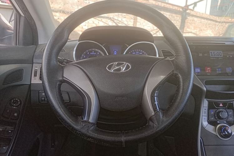 Used Hyundai Elantra (5th Generation / Langdong) 2013 1.6L Automatic Leading Model Steering Wheel