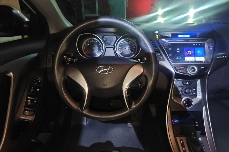 Used Hyundai Elantra (5th Generation / Langdong) 2013 1.6L Automatic Leading Model Steering Wheel
