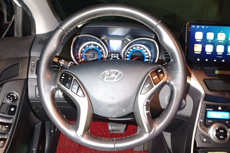 Used Hyundai Elantra (5th Generation / Langdong) 2013 1.6L Automatic Luxury Model Steering Wheel