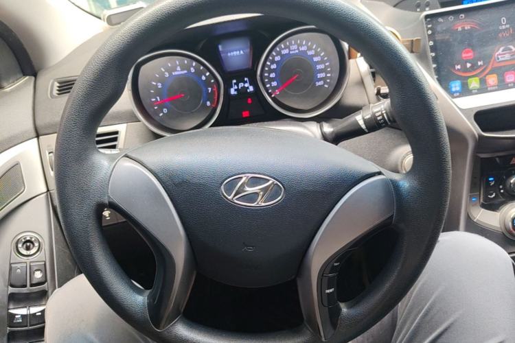 Used Hyundai Elantra (5th Generation / Langdong) 2013 1.6L Automatic Leading Model Steering Wheel