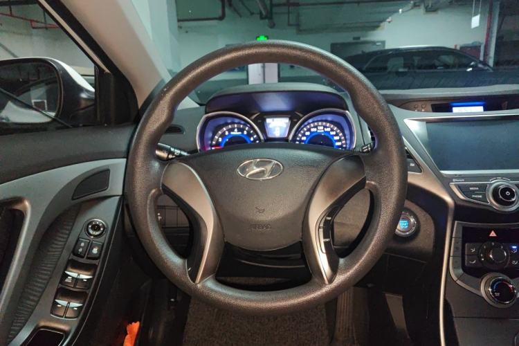 Used Hyundai Elantra (5th Generation / Langdong) 2013 1.6L Automatic Leading Model Steering Wheel