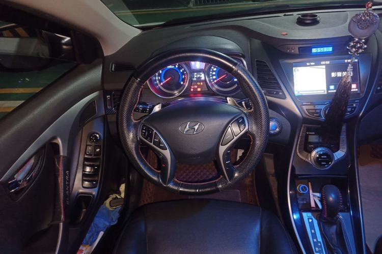 Used Hyundai Elantra (5th Generation / Langdong) 2013 1.6L Automatic Luxury Model Steering Wheel