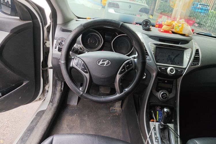Used Hyundai Elantra (5th Generation / Langdong) 2013 1.6L Automatic Leading Model Steering Wheel