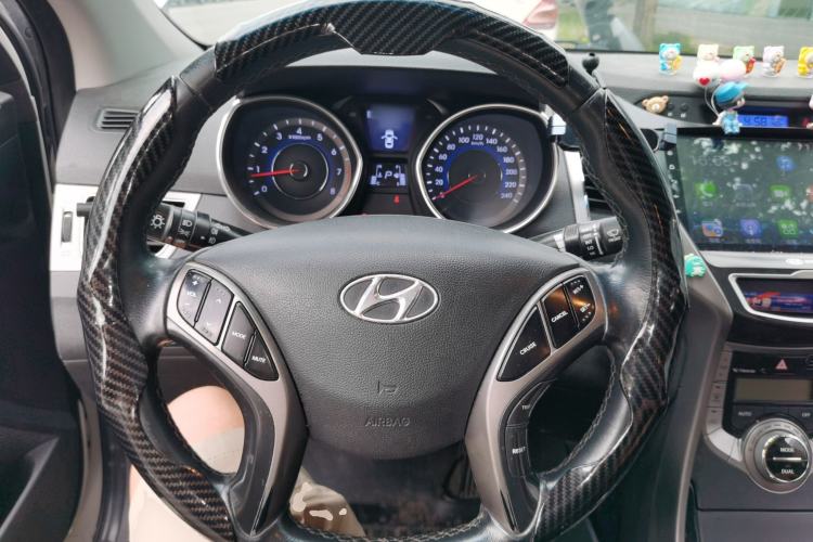 Used Hyundai Elantra (5th Generation / Langdong) 2013 1.6L Automatic Leading Model Steering Wheel