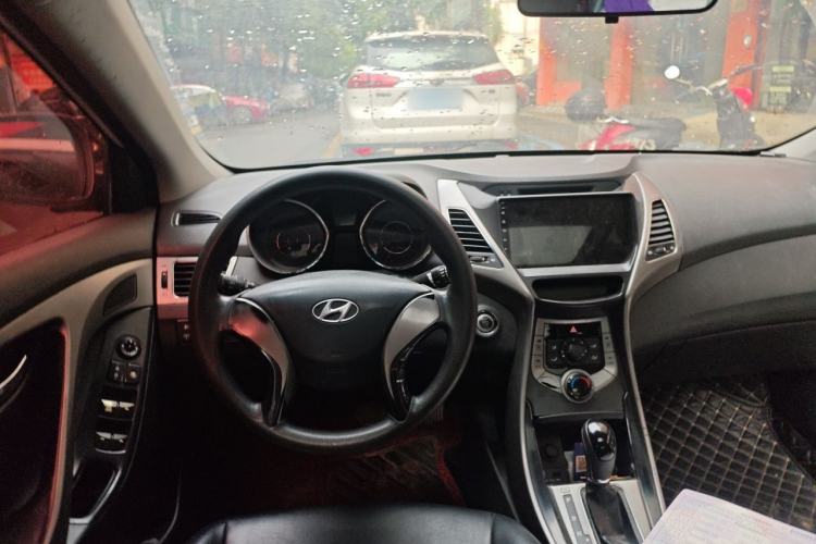 Used Hyundai Elantra (5th Generation / Langdong) 2013 1.6L Automatic Leading Model Steering Wheel