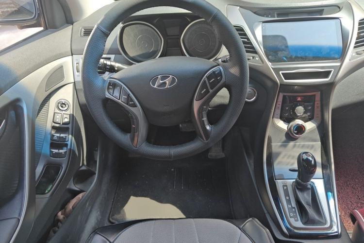 Used Hyundai Elantra (5th Generation / Langdong) 2013 1.6L Automatic Leading Model Steering Wheel