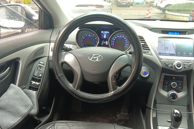 Used Hyundai Elantra (5th Generation / Langdong) 2013 1.6L Automatic Leading Model Steering Wheel