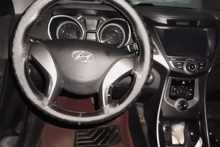 Used Hyundai Elantra (5th Generation / Langdong) 2013 1.6L Automatic Leading Model Steering Wheel