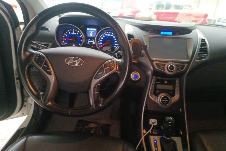 Used Hyundai Elantra (5th Generation / Langdong) 2013 1.6L Automatic Luxury Model Steering Wheel