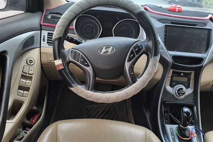 Used Hyundai Elantra (5th Generation / Langdong) 2013 1.6L Automatic Luxury Model Steering Wheel