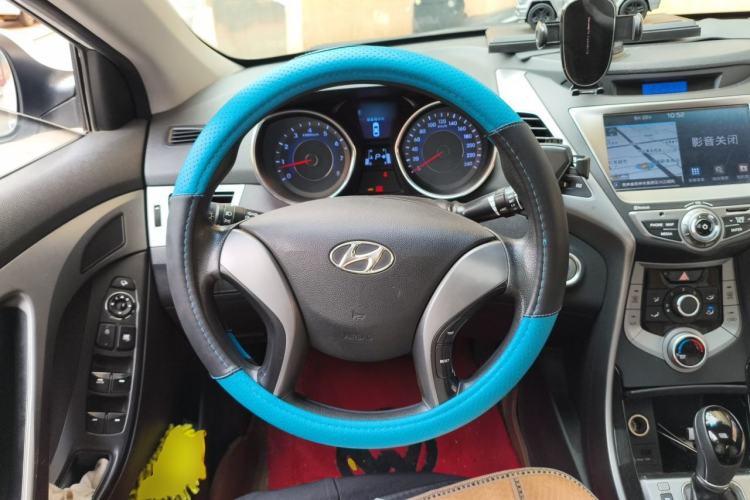 Used Hyundai Elantra (5th Generation / Langdong) 2013 1.6L Automatic Leading Model Steering Wheel