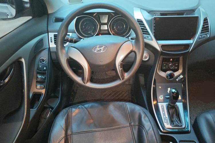 Used Hyundai Elantra (5th Generation / Langdong) 2013 1.6L Automatic Leading Model Steering Wheel