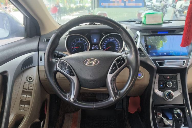 Used Hyundai Elantra (5th Generation / Langdong) 2013 1.6L Automatic Leading Model Steering Wheel
