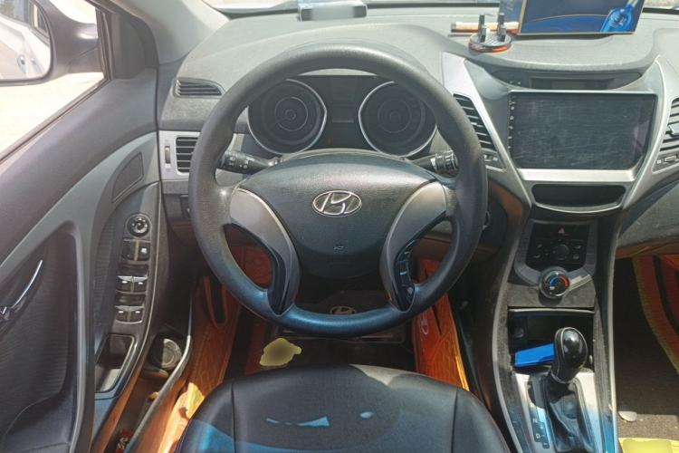 Used Hyundai Elantra (5th Generation / Langdong) 2013 1.6L Automatic Leading Model Steering Wheel