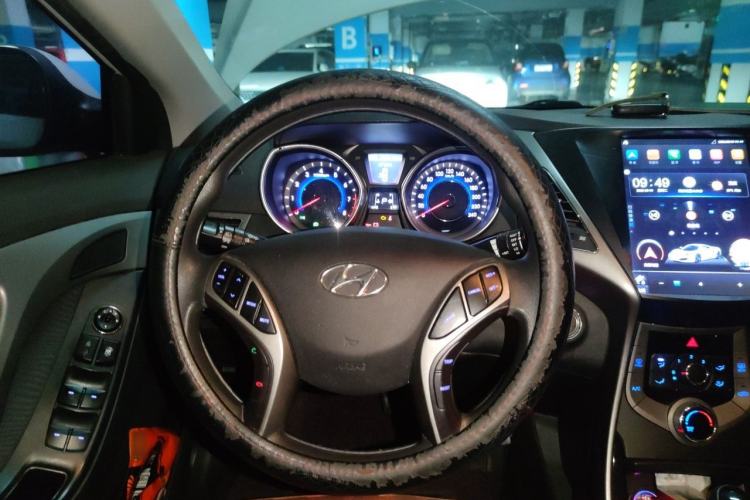 Used Hyundai Elantra (5th Generation / Langdong) 2013 1.6L Automatic Leading Model Steering Wheel