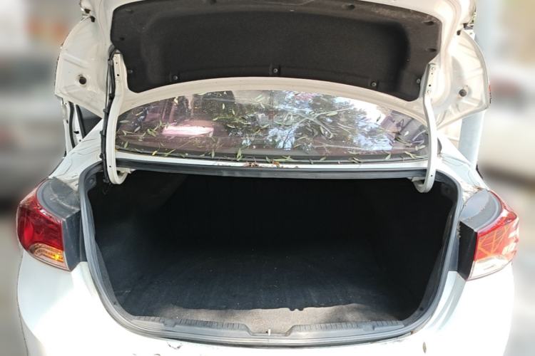 Used Hyundai Elantra (5th Generation / Langdong) 2013 1.6L Automatic Leading Model Trunk