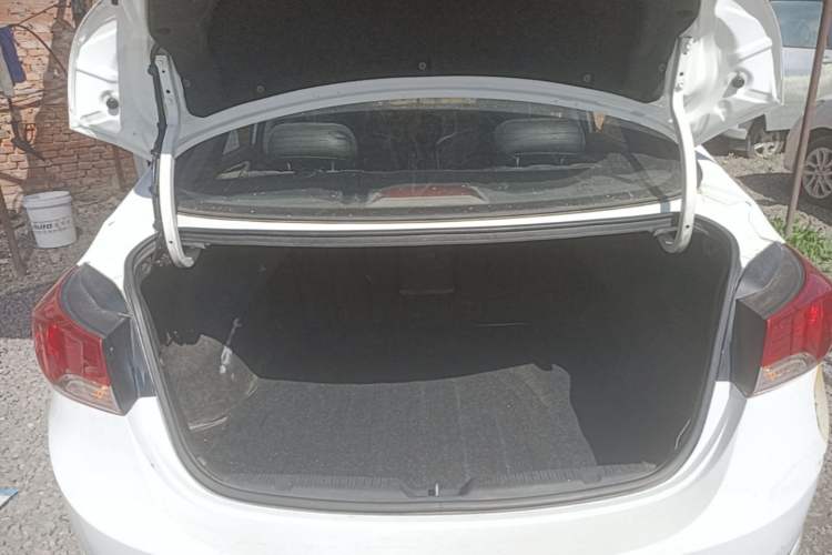 Used Hyundai Elantra (5th Generation / Langdong) 2013 1.6L Automatic Leading Model Trunk