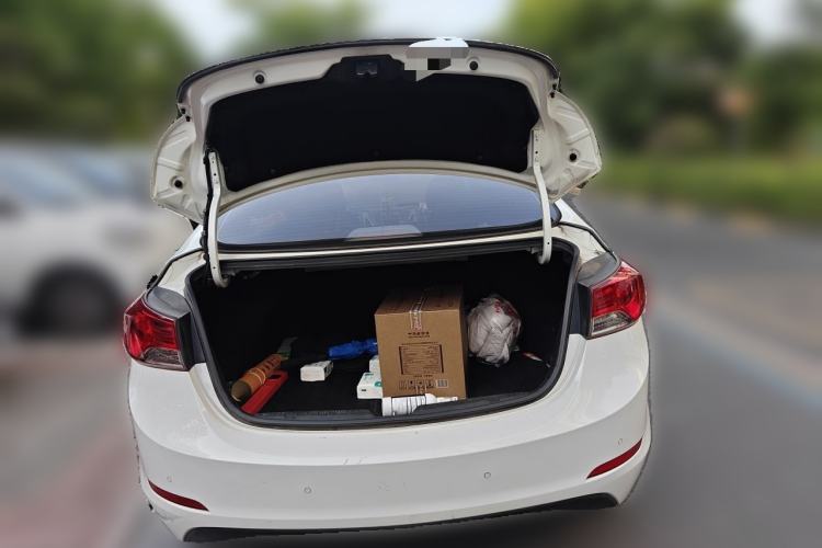 Used Hyundai Elantra (5th Generation / Langdong) 2013 1.6L Automatic Luxury Model Trunk