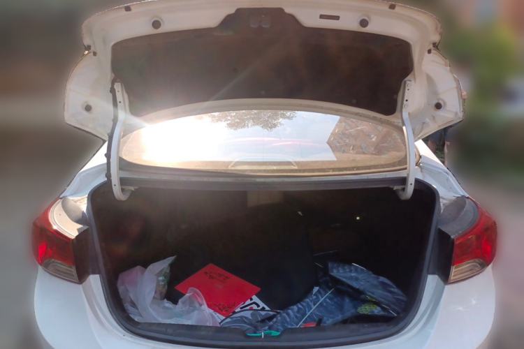Used Hyundai Elantra (5th Generation / Langdong) 2013 1.6L Automatic Luxury Model Trunk