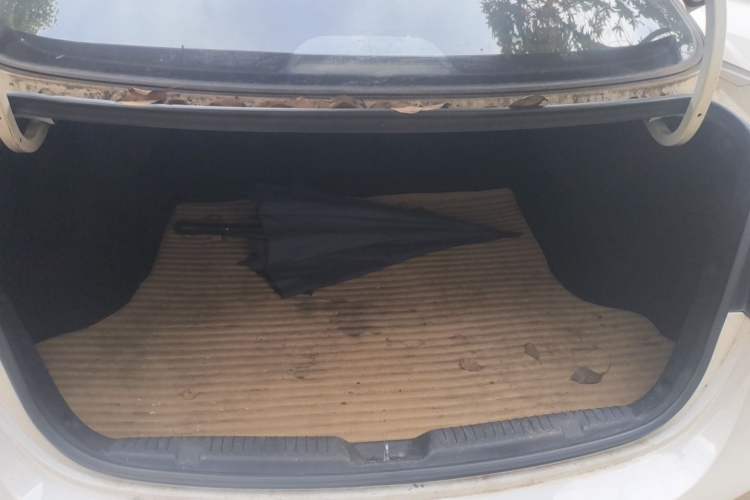 Used Hyundai Elantra (5th Generation / Langdong) 2013 1.6L Automatic Luxury Model Trunk