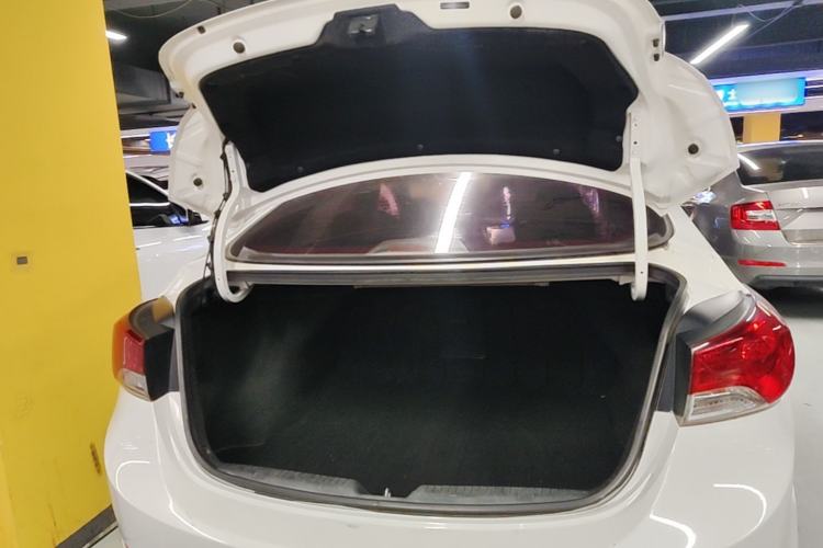 Used Hyundai Elantra (5th Generation / Langdong) 2013 1.6L Automatic Leading Model Trunk