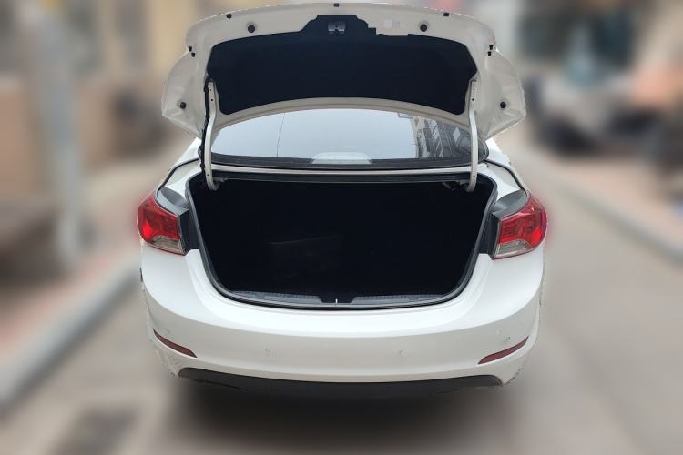 Used Hyundai Elantra (5th Generation / Langdong) 2013 1.6L Automatic Leading Model Trunk
