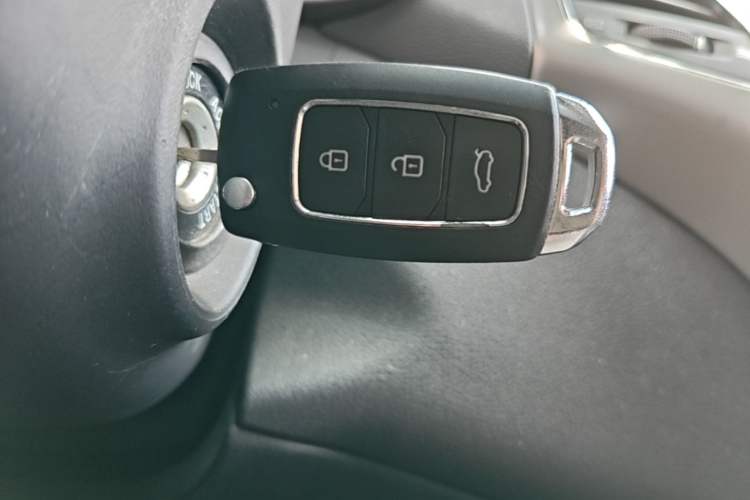 Used Hyundai Elantra (5th Generation / Langdong) 2013 1.6L Automatic Leading Model Vehicle Key