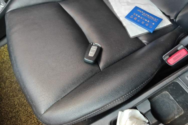 Used Hyundai Elantra (5th Generation / Langdong) 2013 1.6L Automatic Luxury Model Vehicle Key