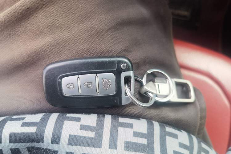 Used Hyundai Elantra (5th Generation / Langdong) 2013 1.6L Automatic Leading Model Vehicle Key