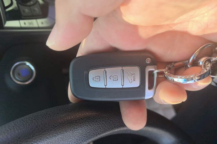 Used Hyundai Elantra (5th Generation / Langdong) 2013 1.6L Automatic Leading Model Vehicle Key