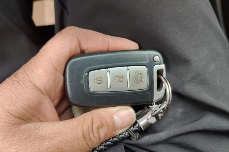 Used Hyundai Elantra (5th Generation / Langdong) 2013 1.6L Automatic Leading Model Vehicle Key