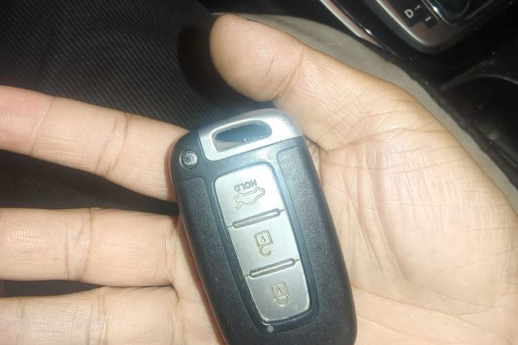Used Hyundai Elantra (5th Generation / Langdong) 2013 1.6L Automatic Luxury Model Vehicle Key