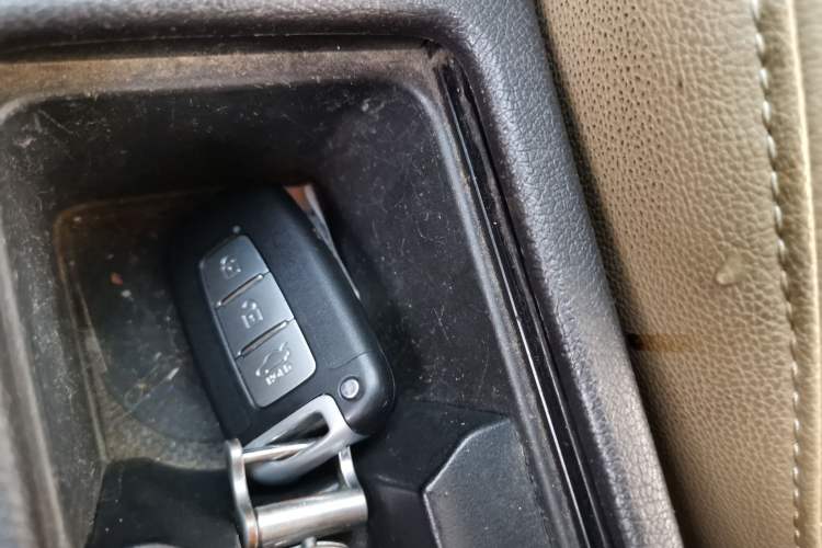 Used Hyundai Elantra (5th Generation / Langdong) 2013 1.6L Automatic Luxury Model Vehicle Key