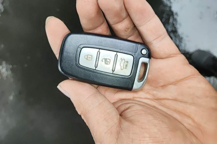 Used Hyundai Elantra (5th Generation / Langdong) 2013 1.6L Automatic Leading Model Vehicle Key