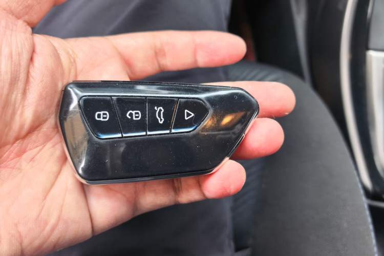 Used Hyundai Elantra (5th Generation / Langdong) 2013 1.6L Automatic Leading Model Vehicle Key
