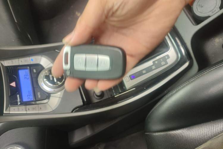 Used Hyundai Elantra (5th Generation / Langdong) 2013 1.6L Automatic Luxury Model Vehicle Key