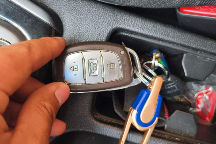 Used Hyundai Elantra (5th Generation / Langdong) 2013 1.6L Automatic Leading Model Vehicle Key