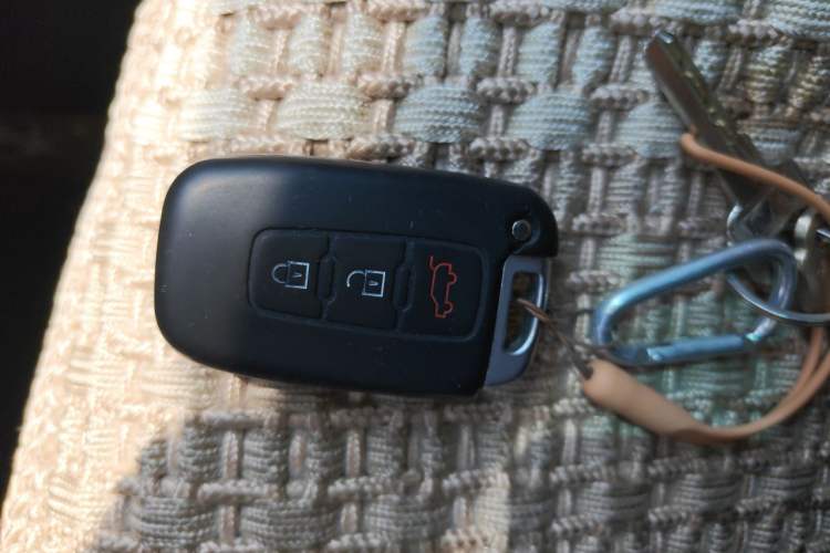 Used Hyundai Elantra (5th Generation / Langdong) 2013 1.6L Automatic Leading Model Vehicle Key