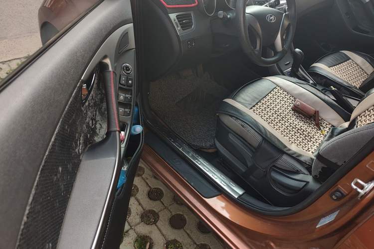 Used Hyundai Elantra (5th Generation / Langdong) 2013 1.6L Automatic Leading Model Driver Seat