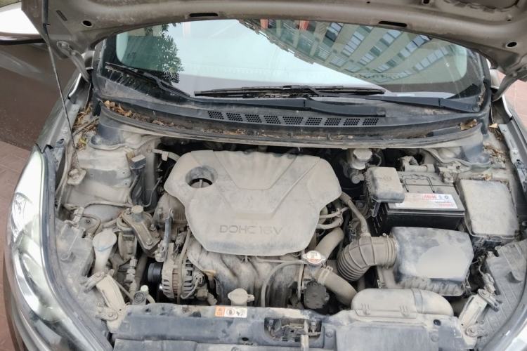 Used Hyundai Elantra (5th Generation / Langdong) 2013 1.6L Automatic Leading Model Engine Bay