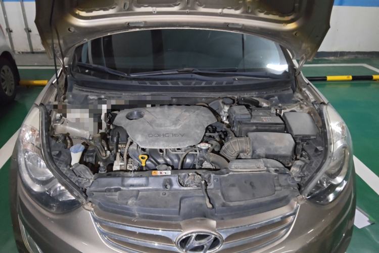 Used Hyundai Elantra (5th Generation / Langdong) 2013 1.6L Automatic Leading Model Engine Bay