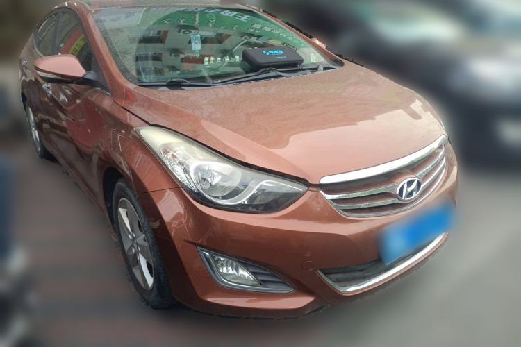 Used Hyundai Elantra (5th Generation / Langdong) 2013 1.6L Automatic Luxury Model Front Right 45 Deg