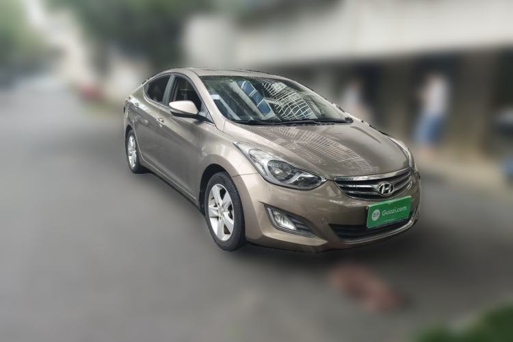 Used Hyundai Elantra (5th Generation / Langdong) 2013 1.6L Automatic Leading Model Front Right 45 Deg