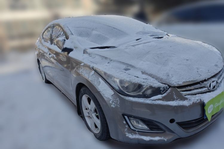 Used Hyundai Elantra (5th Generation / Langdong) 2013 1.6L Automatic Luxury Model Front Right 45 Deg