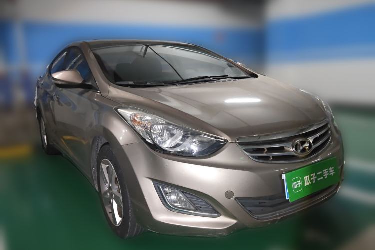 Used Hyundai Elantra (5th Generation / Langdong) 2013 1.6L Automatic Leading Model Front Right 45 Deg